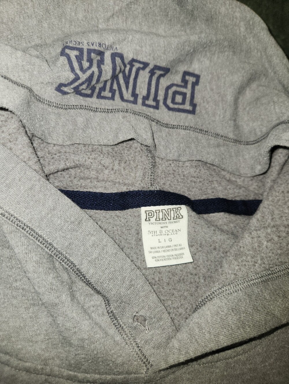*RARE* PINK VS Michigan Wolverines Hoodie - Picture 2 of 4